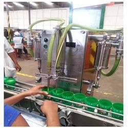 semi-automatic-liquid-filling-machine