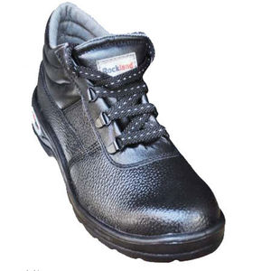 rockland safety shoes manufacturer