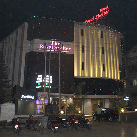 Hotel Royal Shelter Night View