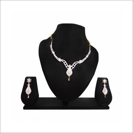 Elegant Diamond Necklace