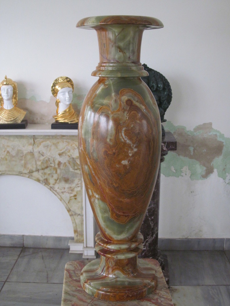 Marble Handicraft Piller