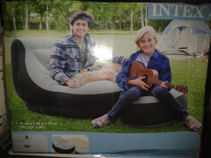 Intex Sofa