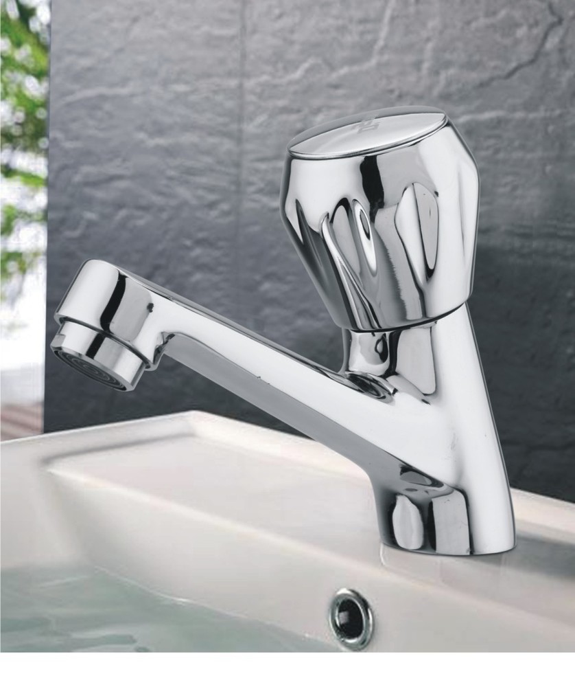 Pillar Cock High Neck