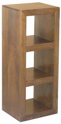 WOODEN 3 HOLE CUBE RACK
