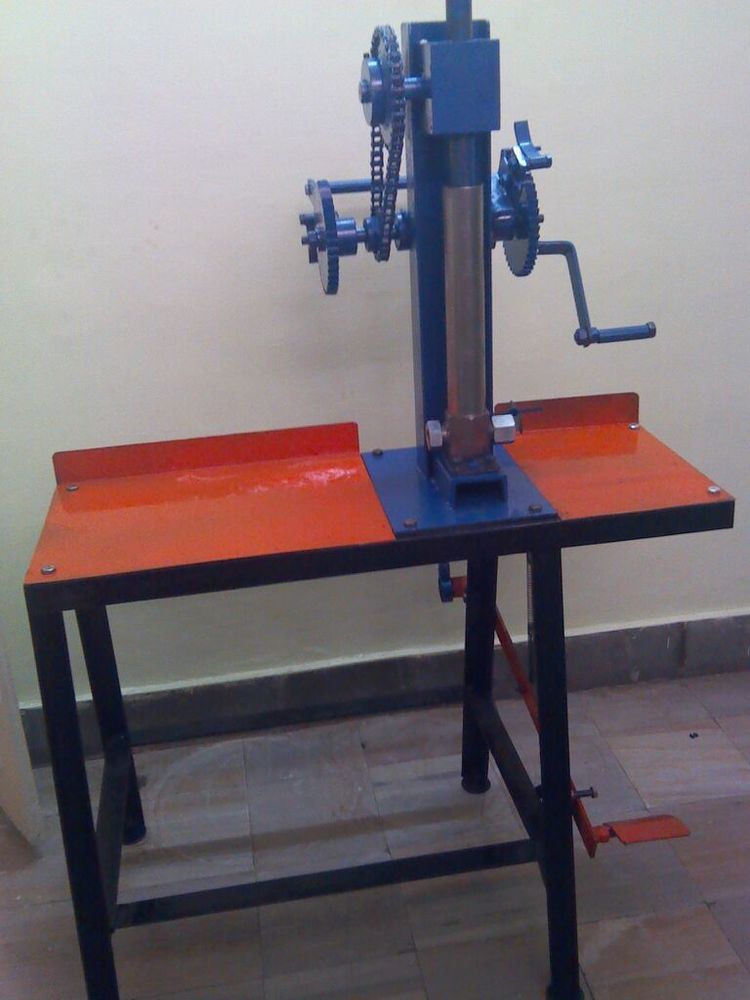 Double Pedal Agarbatti Making Machine