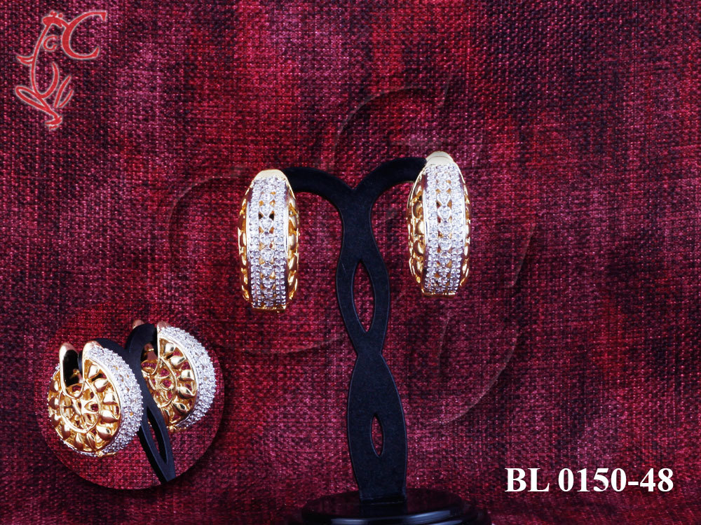 BALI - Gold-Plated Diamond 15x10 mm Elegant Party Wear Bali Earrings