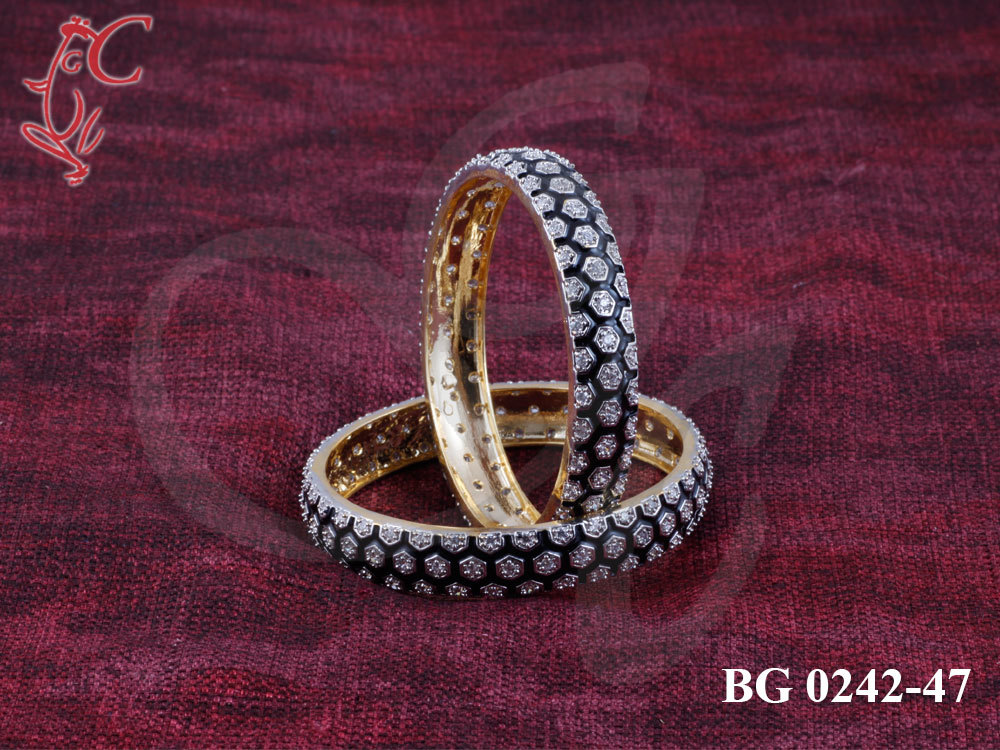 BANGLES