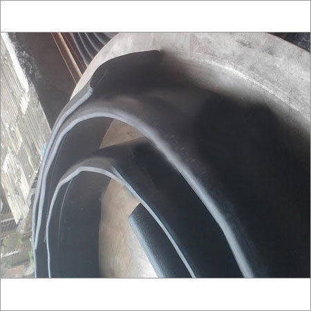 Black Solid L Type Rubber