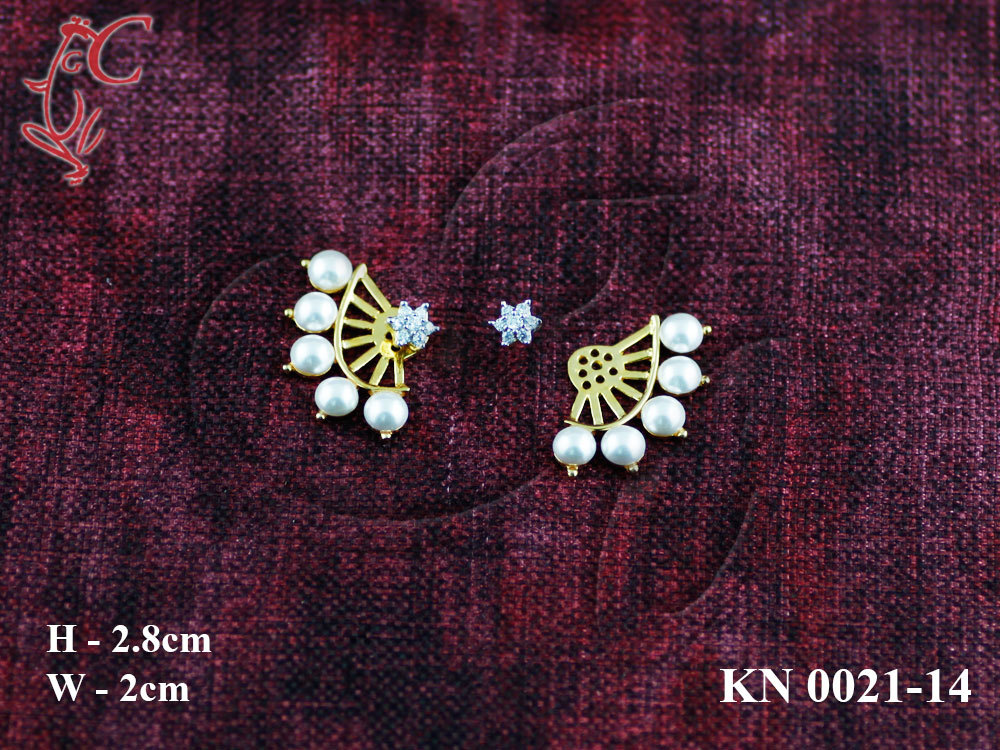 EAR CUFF