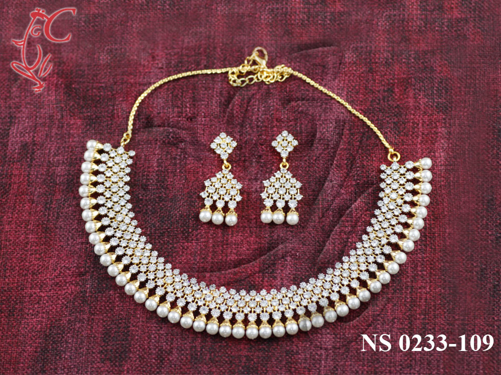 NECKLACE SETS