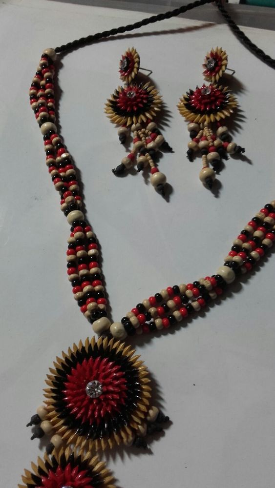 Necklace With Earring Set