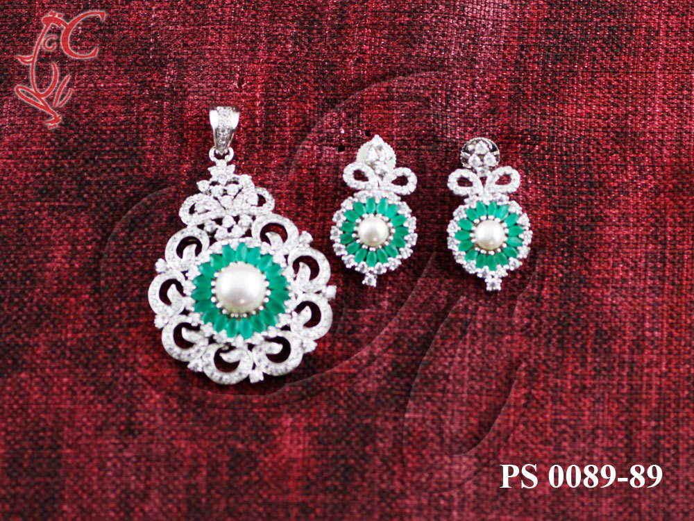 PENDANT SET
