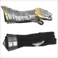 Medieval Gauntlet Pair I