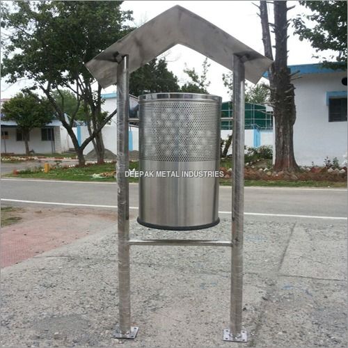 Pole Hanging Dustbin 