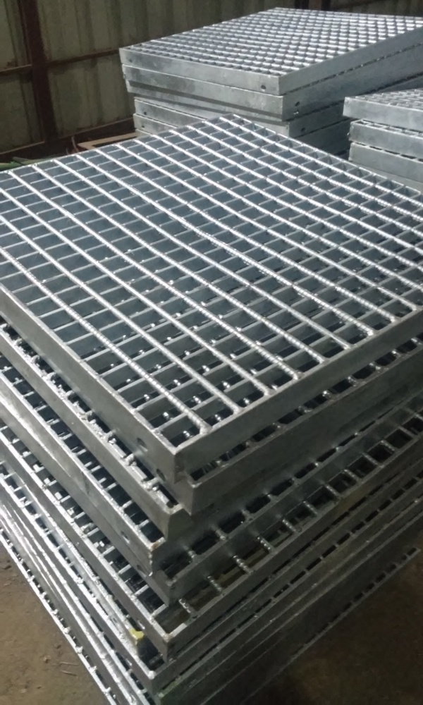 Hot Dip Galvanized Grating - Application: For Industrial Use