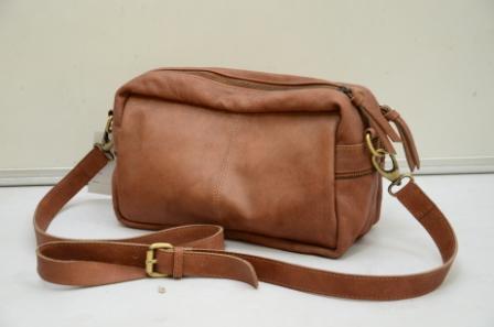 Light Pink Leather Ladies Hand bag