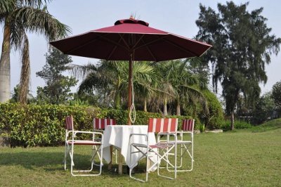 Pacific Wooden Umbrellas with Folding Chairs