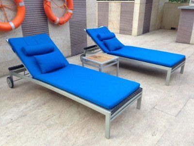 SunâNâJoy Fully Upholstered Straight Line Furn