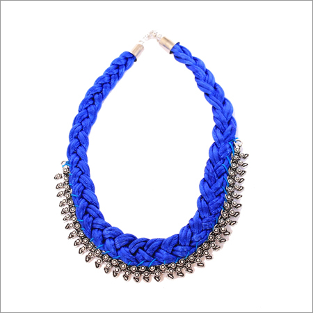 Royal fibre metal blue necklace