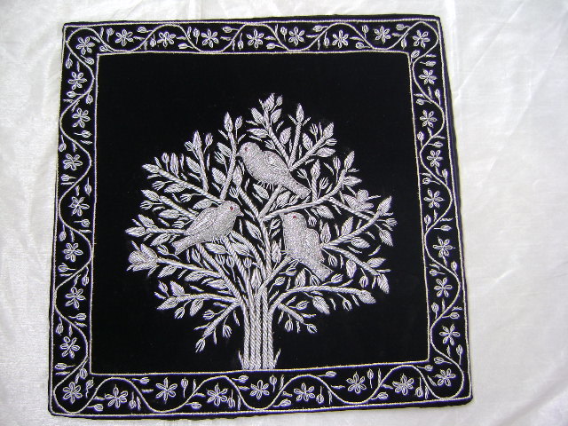 Zari Cushion Covers