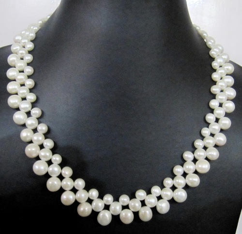 Exotic Pearl necklace 