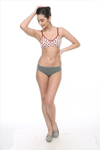 MILKY PADDED BRA