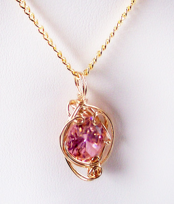 SINGLE STONE PENDENT