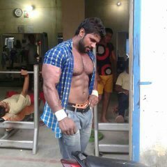 BOUNCER