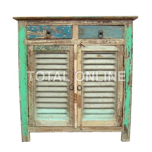 Stupendous Sideboard With Antique Look