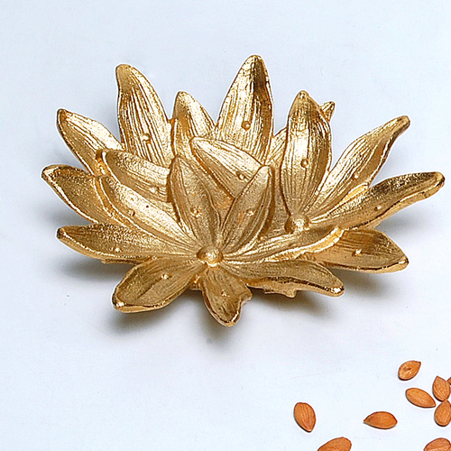 Golden Lily Aluminum Designer Platter