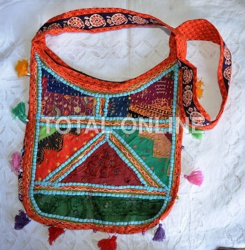 Handicraft textiles bag