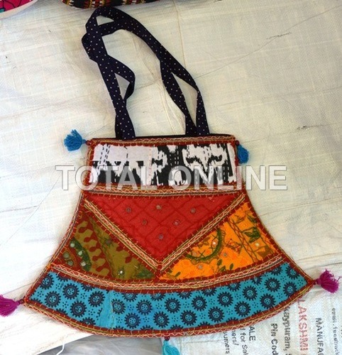 Handicraft textiles bag