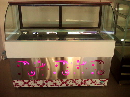 Ice Cream Counter Design: New