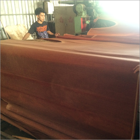 Keruing Veneer 