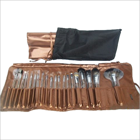 Makeup Kit & Brush