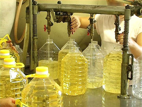 EDIBLE CORN OIL