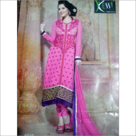Ladies Trendy Suit