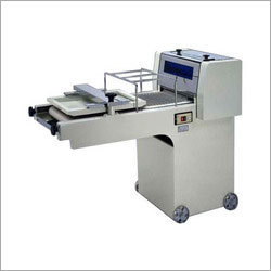 Dough Moulder