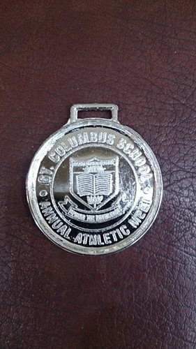 Medal & Badges - Metal, 5cm Diameter, 3mm Thickness | Loop Attachment, Engraving Customization, Polished Finish, Durable Design