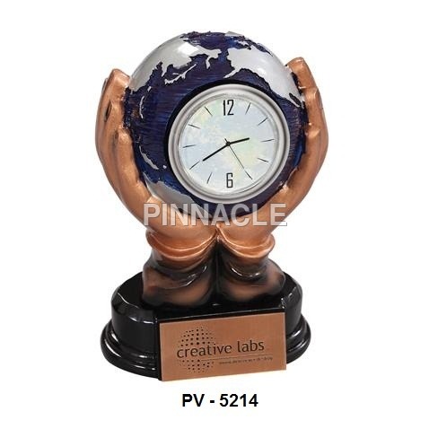 Desktop With globe & clock