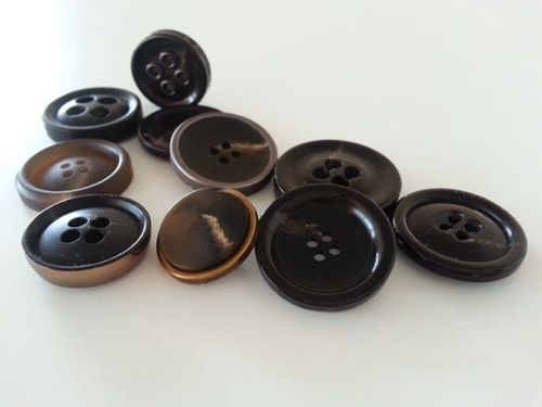 COAT BUTTONS