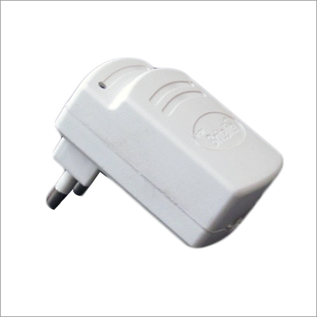 Charging Adaptor Cabinet - Plastic 60x40x30mm, Multiple Ports, Reliable Power, Easy Installation