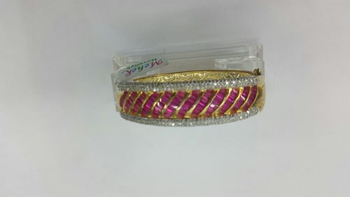 Traditional Kada - Metal Alloy, 25 mm Diameter, Red | Elegant Design, Traditional Style, Durable, Comfortable Fit