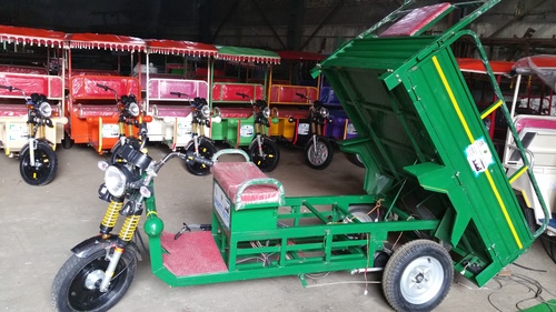 Battery opertated rickshaw
