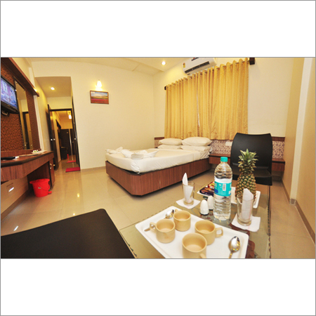 Suite Room 5 Bed