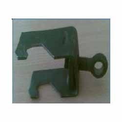 C-Clip / Clamp - Pressed Steel | Length: 20-25 cm Thickness: 3.2 mm Standard Head Pre-Galvanized Surface Treatment Suitable for Scaffolding