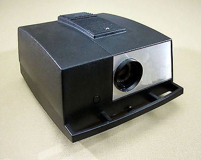 Slide Projector (for 2a x 2a Slides)