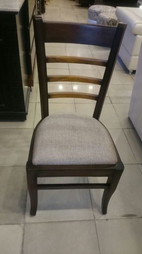 Curved Legs Restaurant Chair