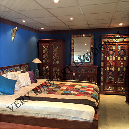 Handcrafted Wooden Bedroom Furniture