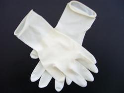 DISPOSABLE HAND GLOVES.